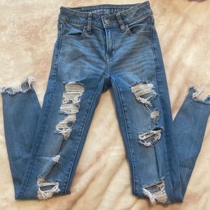 American eagle jeans with no rips in the back.